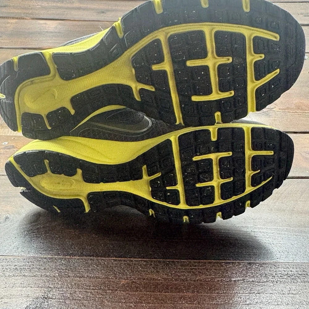 Nike Women's Air Relentless 443861-010 Gray Yellow Running Shoes Sneakers Size 9
